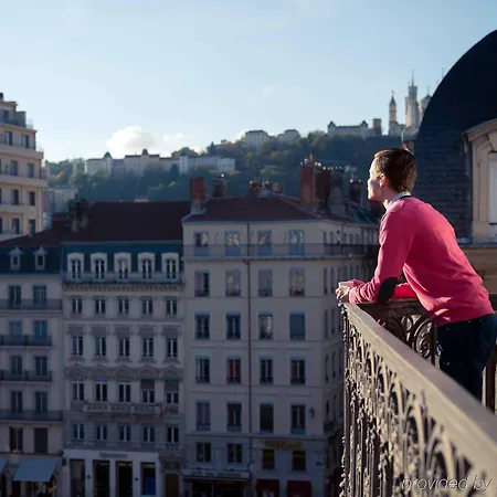 Hotel Mercure Centre Beaux-arts 4*