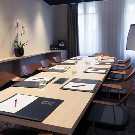 Hotel Mercure Centre Beaux-arts 4*