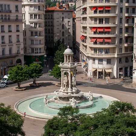 Mercure Centre Beaux-arts Hotel