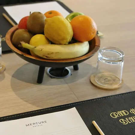 Hotel Mercure Centre Beaux-arts 4*