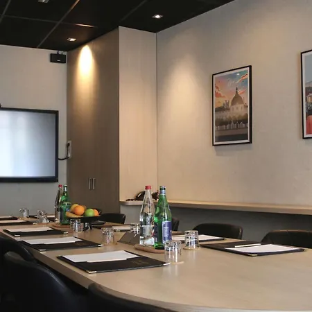 Mercure Centre Beaux-arts Hotel 4*