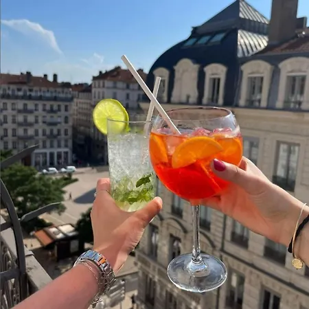 Hotel Mercure Centre Beaux-arts 4*