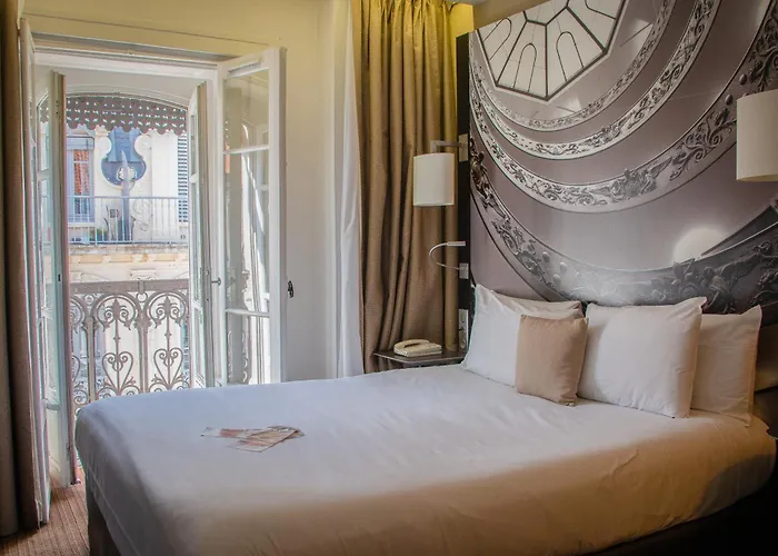 Mercure Centre Beaux-arts 4*