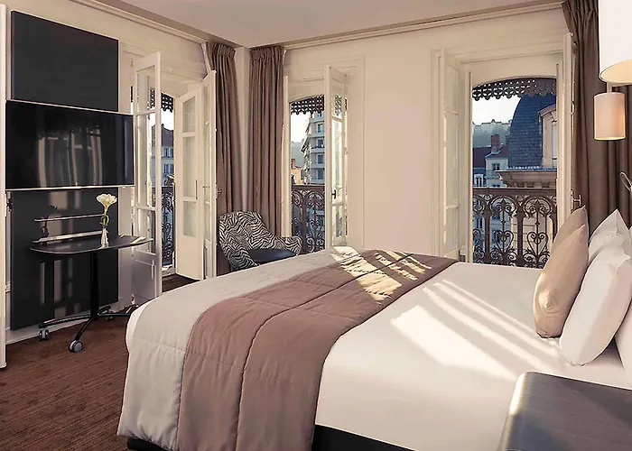 Hotel Mercure Centre Beaux-arts 4*