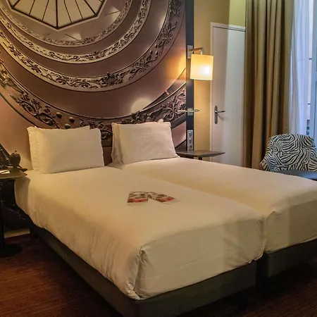 Hotel Mercure Centre Beaux-arts 4*