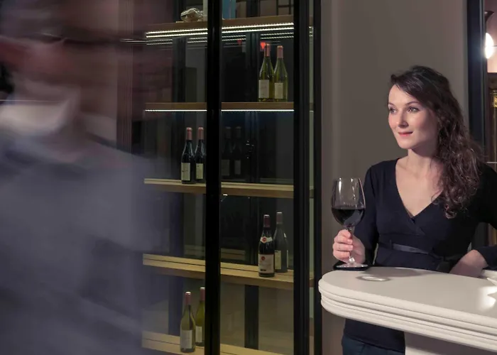 Hotel Mercure Centre Beaux-arts 4*